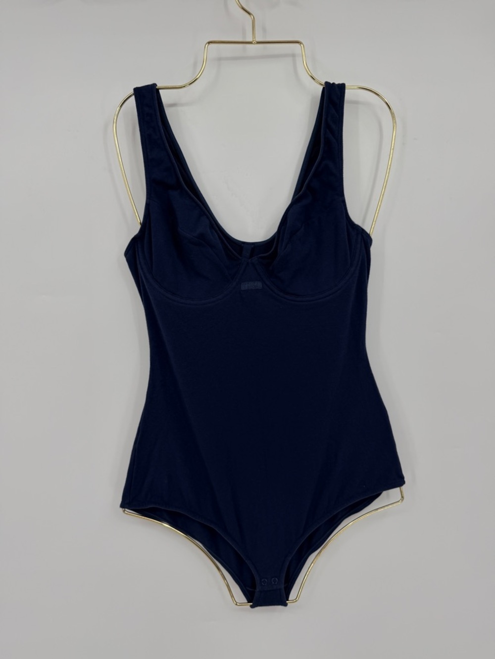 Skims Navy Sculpting Bodysuit Built-In Cups Shapewear Medium